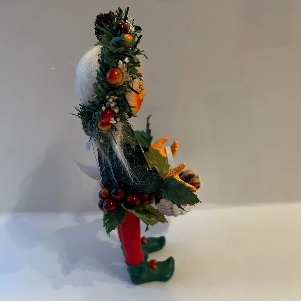 Annalee Mobilitee Doll Christmas Thimbles Elfin "Laurel" Wreath Maker Wood Box - Picture 9 of 15
